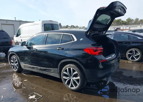 2020 BMW X2 xDrive28I z USA, uszkodzony, nr VIN WBXYJ1C06L5P60848